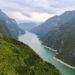 Foto yang diabadikan pada 23 April 2021 ini menunjukkan pemandangan Ngarai Qutang, salah satu dari Tiga Ngarai di Sungai Yangtze di Kota Chongqing, China barat daya. (Xinhua/Wang Quanchao)