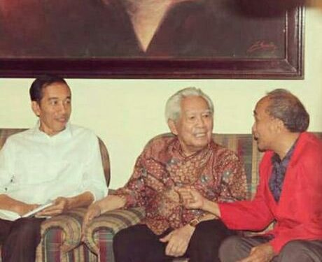 Keterangan gambar  (dari kiri ke kanan) : Jokowi, Suhardiman dan Robinson