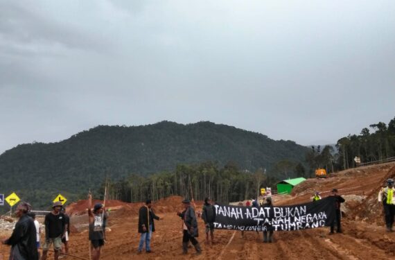 Suara Warga Halmahera Timur Terkubur Bersama Tanah yang Mereka Pertahankan