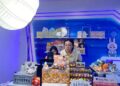 Foto yang diabadikan pada 18 Juli 2025 ini menunjukkan Xiao Yulan, seorang livestreamer muda, sedang mempromosikan sejumlah produk via siaran langsung daring (livestream) di Daerah Otonom Etnis Zhuang Guangxi, China selatan. (Xinhua)