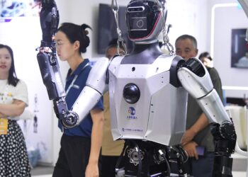 Sebuah robot humanoid terlihat dalam ajang Konferensi Robot Dunia (World Robot Conference) 2024 di Beijing, ibu kota China, pada 21 Agustus 2024. (Xinhua/Ren Chao)